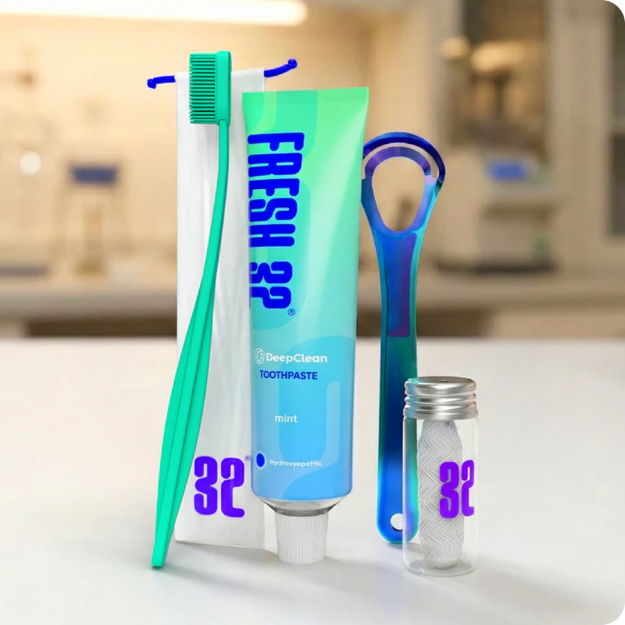 FRESH 32 Oral Care Kit je zasnovan tako, da naslavlja vzrok vnetja dlesni